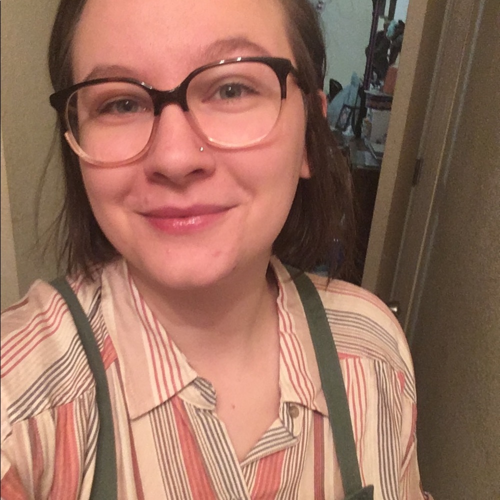 Meet your Posher, Megan